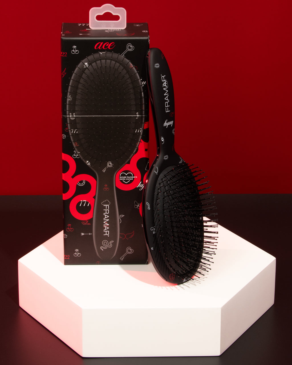 Ace - Detangle Brush