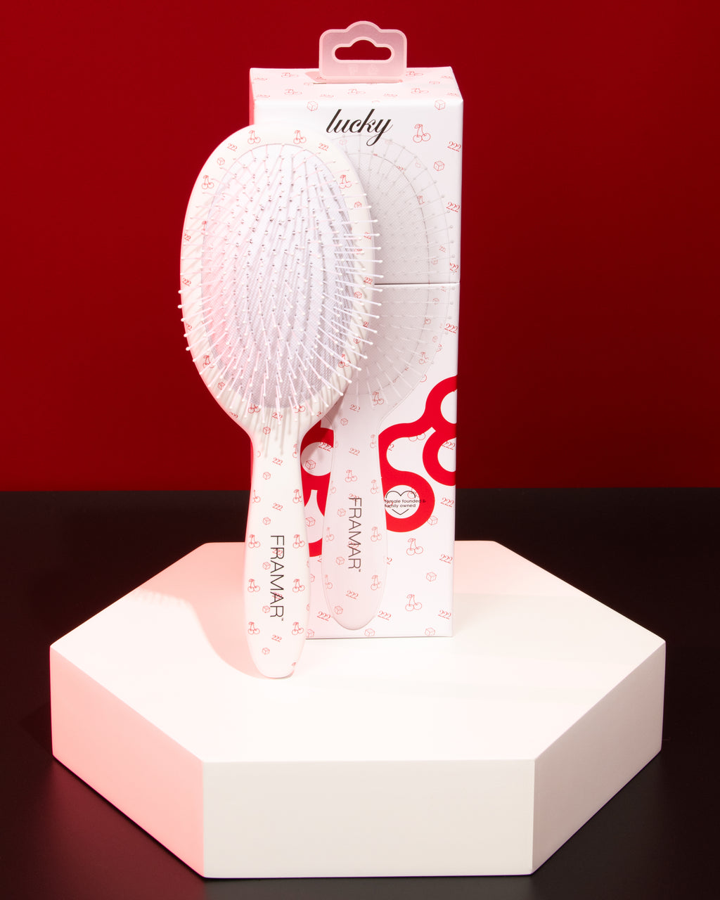 Lucky - Detangle Brush